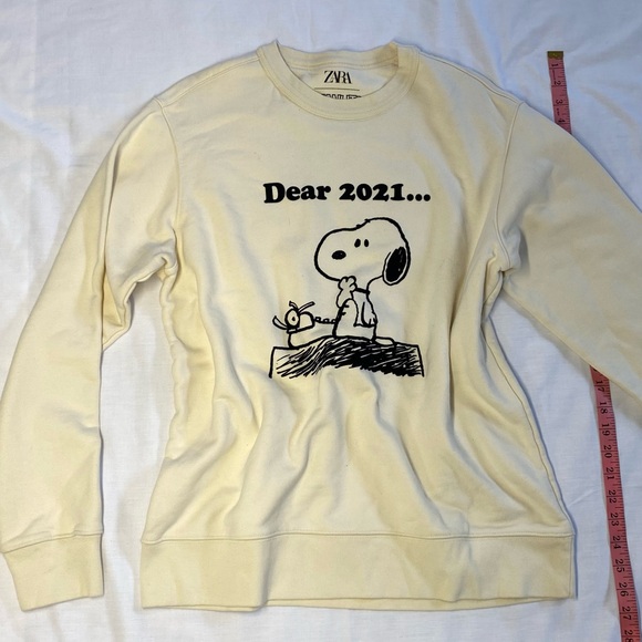 Zara Sweaters - Zara Cream Crewneck Sweatshirt with Snoopy 'Dear 2021' Graphic